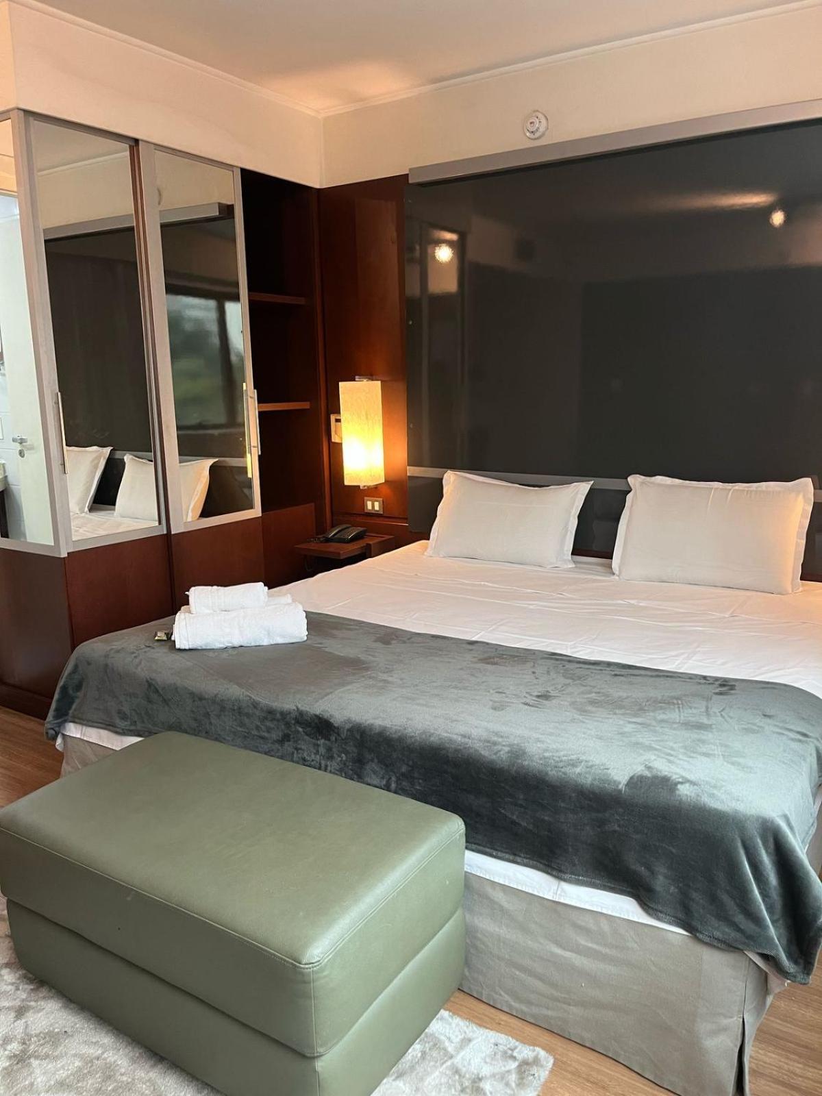 Flat Executive Deluxe - Av Ibirapuera * São Paulo